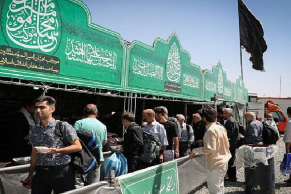 موکب های باشگاه استقلال در مسیرهای پیاده روی اربعین