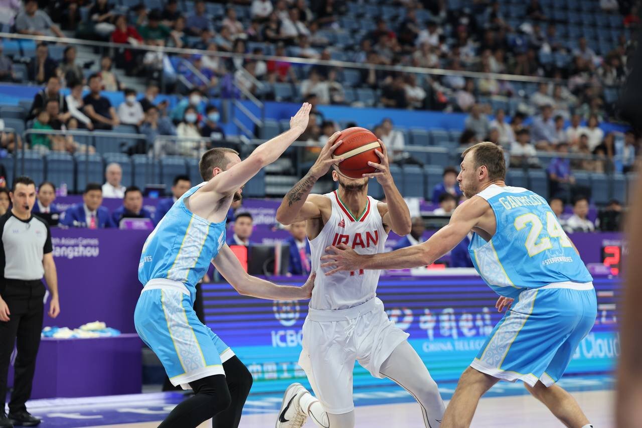 میثم میرزایی: صدرنشین شدیم اما هنوز اتفاقی نیفتاده است