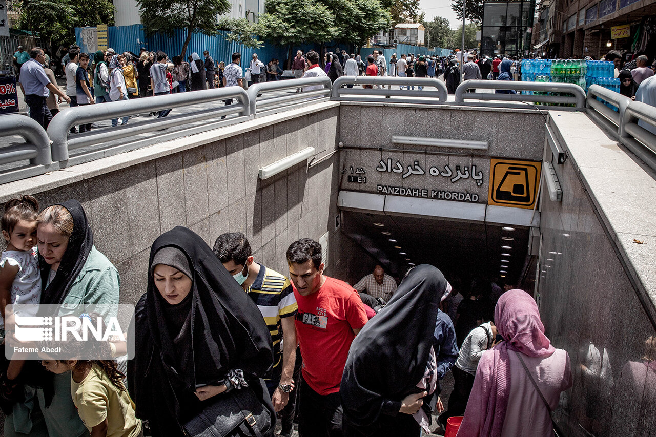 میزان مسافران مترو در مهرماه ۳۰ درصد افزایش یافته است
