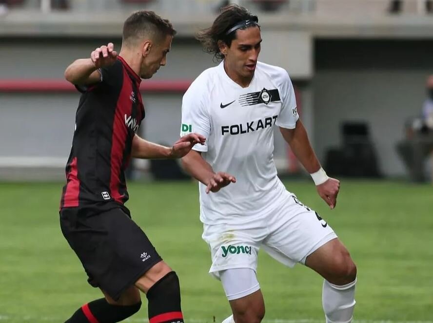 نادری امروز با استقلال قرار داد خواهد بست