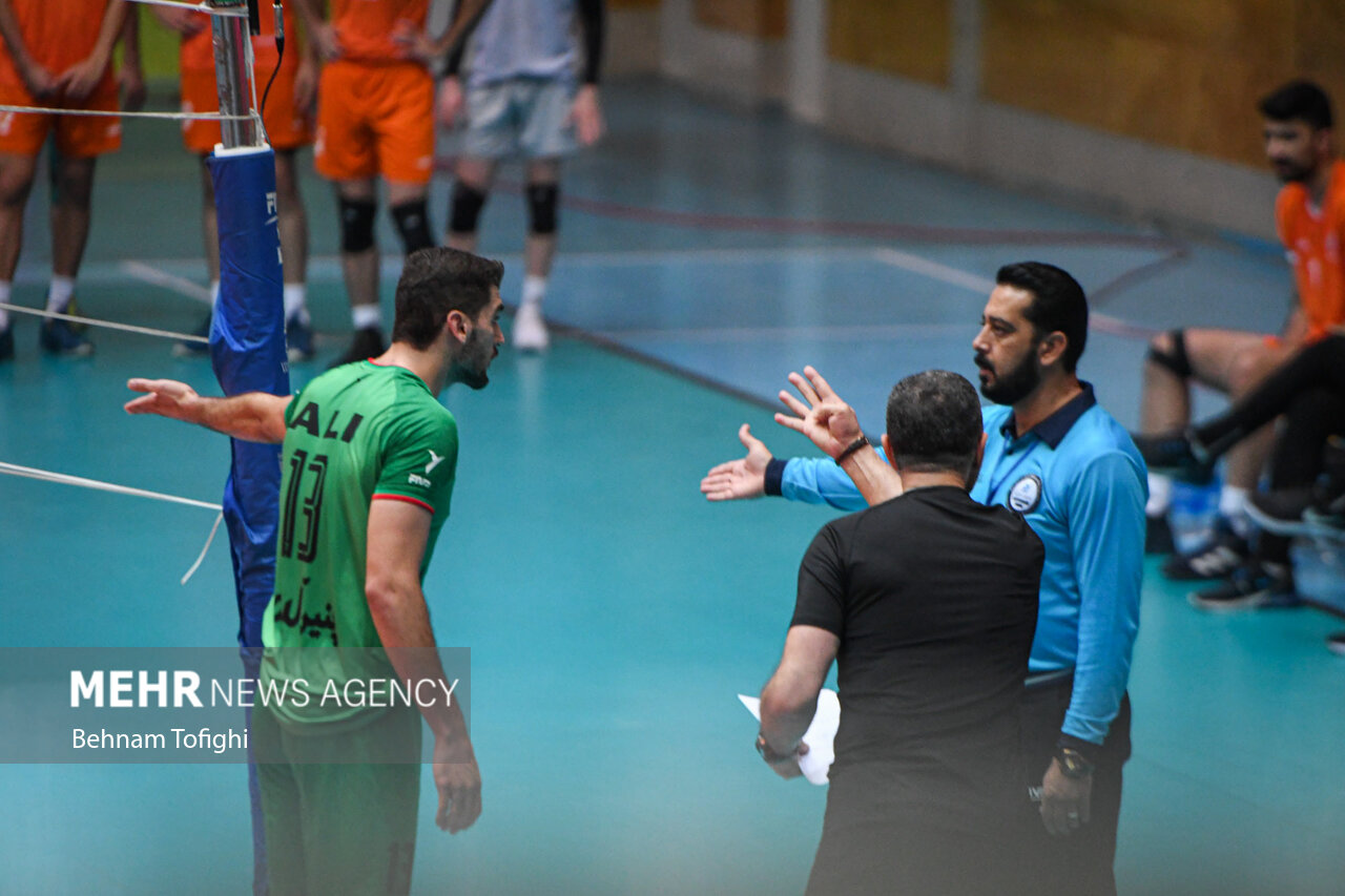 ناظرین فنی نقش ناظر داوری را هم اجرا میکنند!