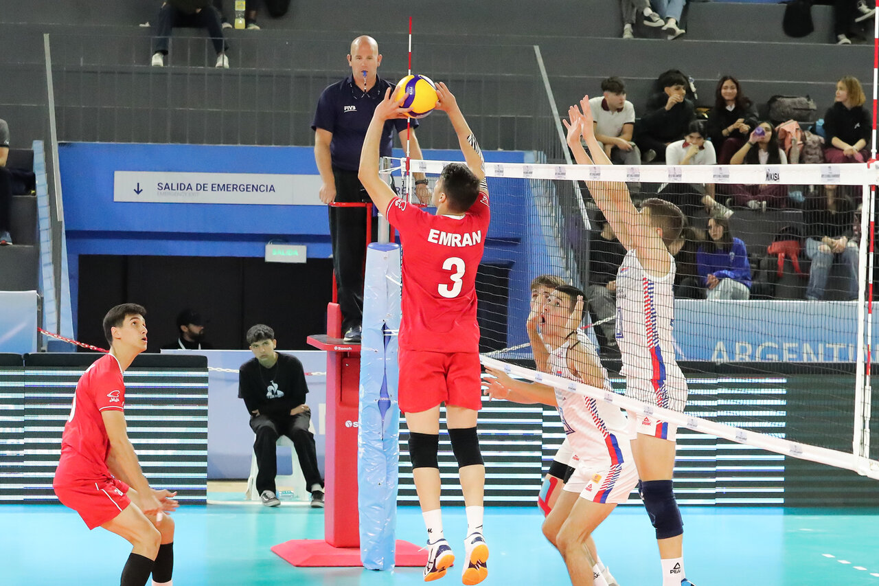 نایب‌قهرمانی جهان راحت به دست نیامد/ والیبال به امکانات نیازدارد