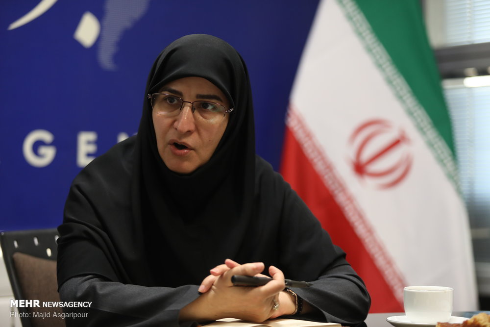 نباید تلاش معلمان مدارس دولتی نادیده گرفته شود