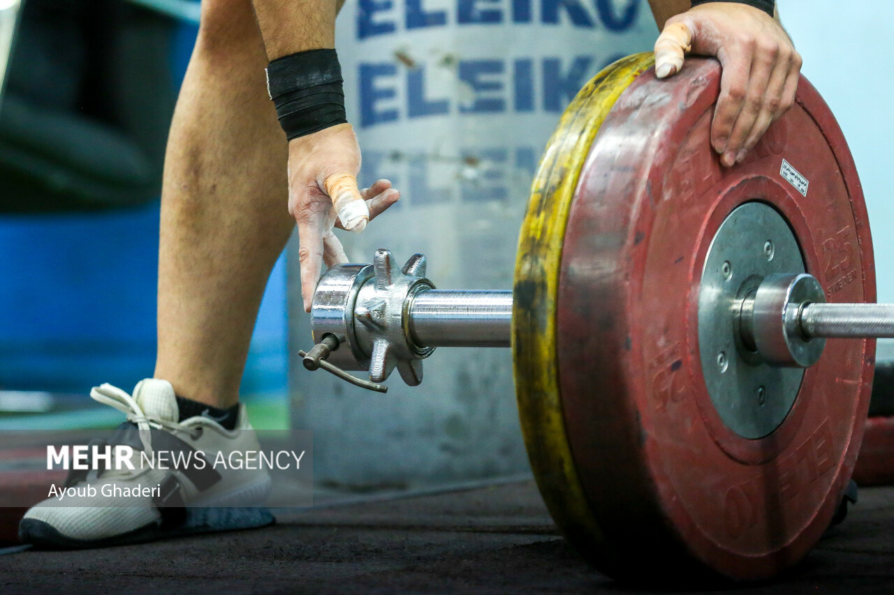 نتایج ضعیف جوانان وزنه برداری و نیاز به تغییر برخی دوستان
رئیس