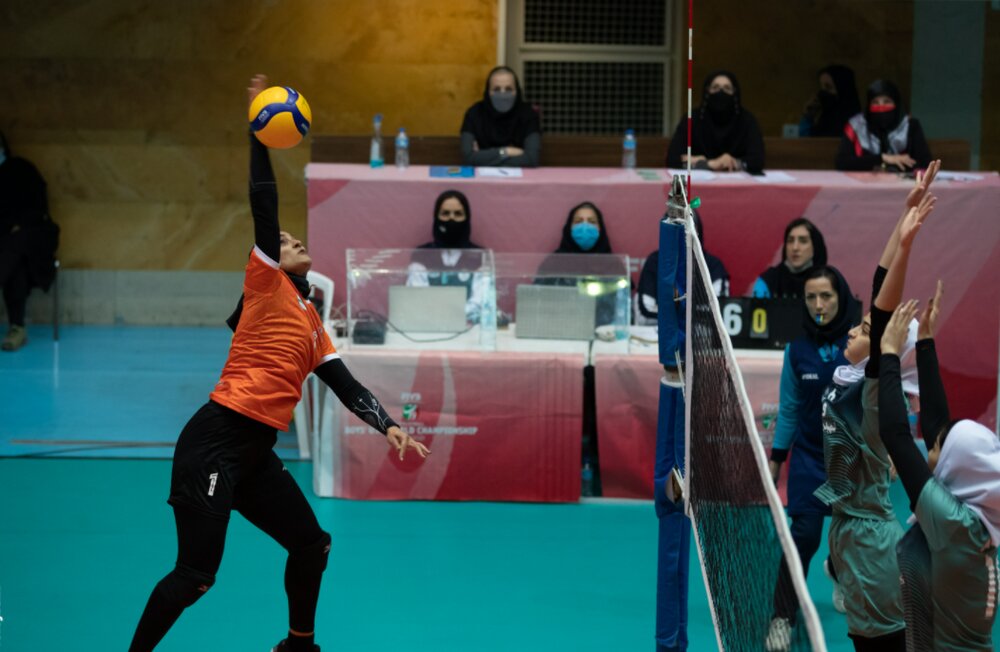 نتایج و ردهبندی لیگ برتر والیبال زنان در هفته پنجم