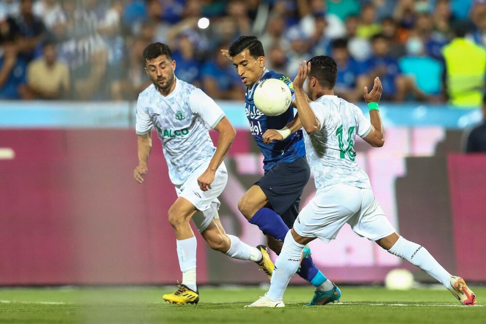 نتیجه بازی با استقلال برای رحمتی مهم است/ آبیها فقط باید ببرند