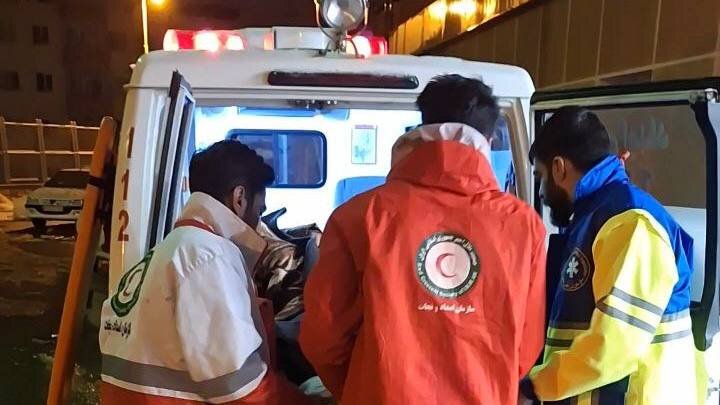 نجات جان مادر باردار گرفتار در برف و کولاک روستای مائین بلاغ
تکاب