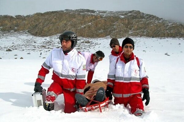 نجات ۲ نگهبان معدن در برف و کولاک پس از ۸ ساعتمفقودی