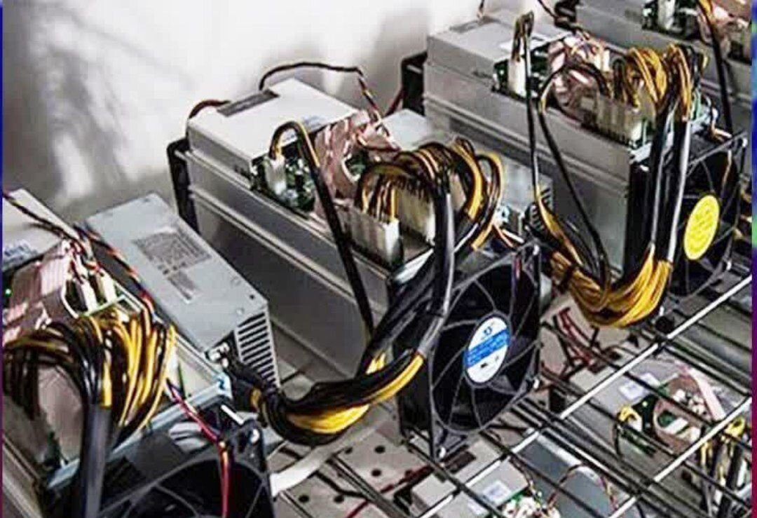 نجف زاده: ۵ دستگاه ماینر غیرمجاز در مهاباد کشف شد