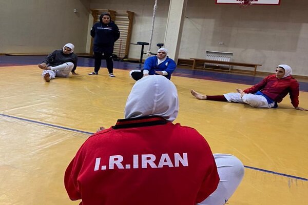 نخستین تمرین تیم ملی کشتی آلیش بانوان در قرقیزستان برگزار شد