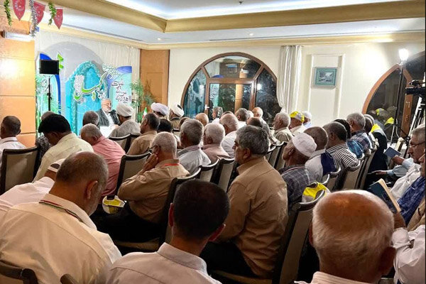 نخستین دعای کمیل زائران ایرانی در مدینه منوره برگزار شد +تصاویر