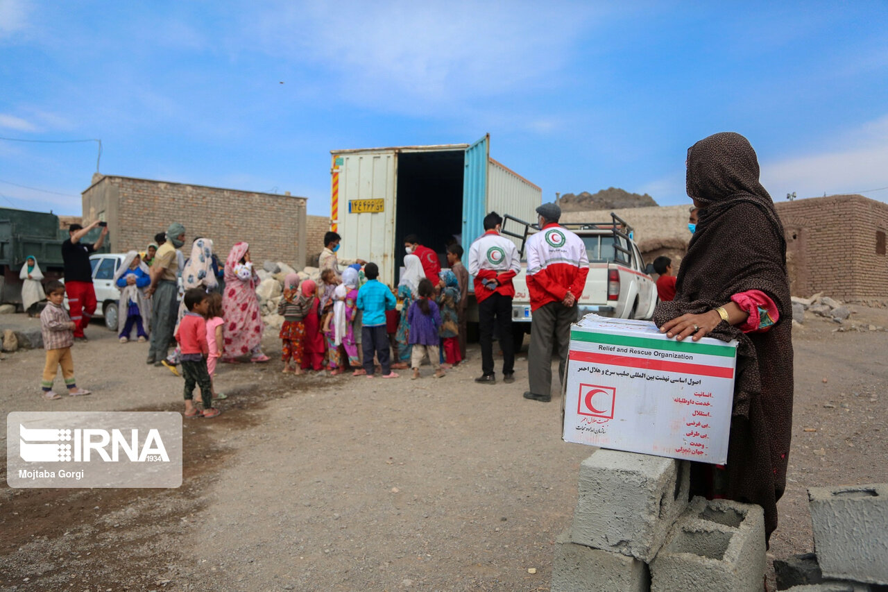 «نذر آب»؛ پویشی که به انتقال آب در مناطق گرفتار خشکسالی محدود نیست