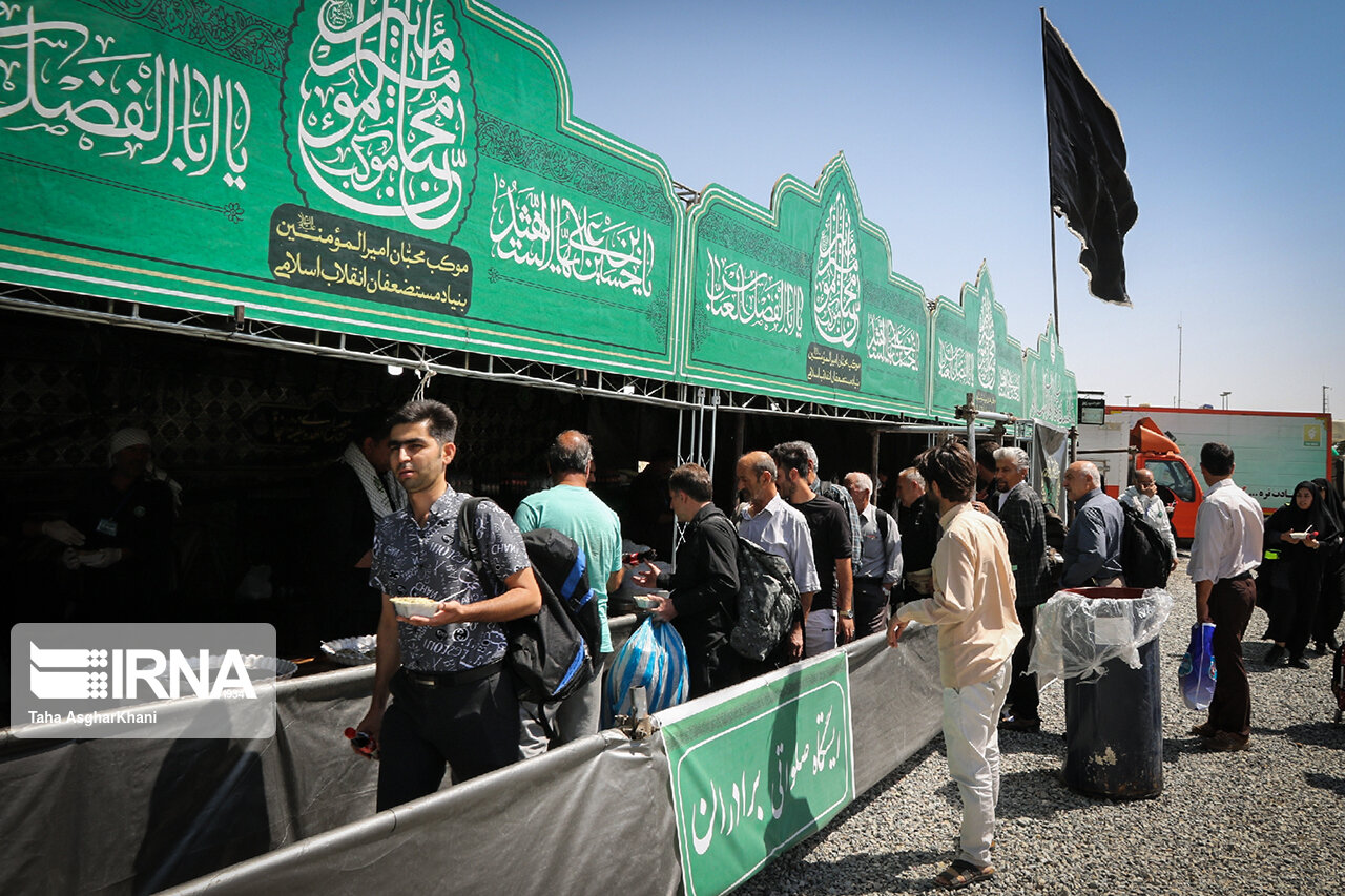 نذر در حوزه زیارت به انواع نذرهای خیران، اضافه شود