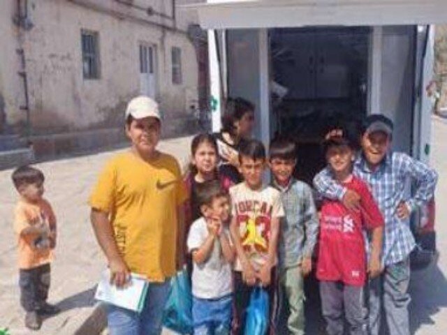 نشاط فرهنگی در دل روستاهای کردستان؛ کودکان با دنیای کتاب آشتی کردند