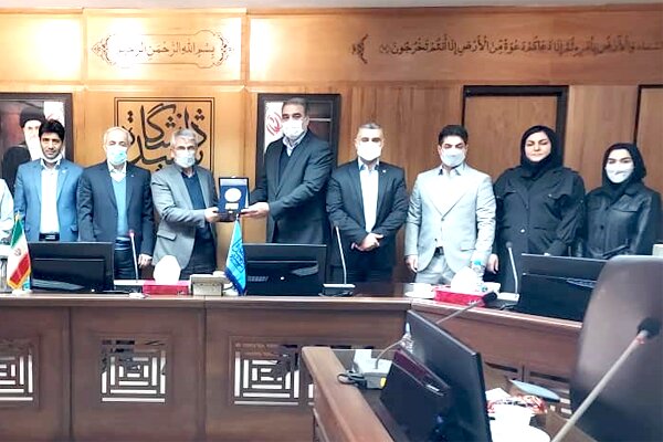 نشان «دانشگاه فعال» فدراسیون همگانی به دانشگاه شهید بهشتی اهدا شد