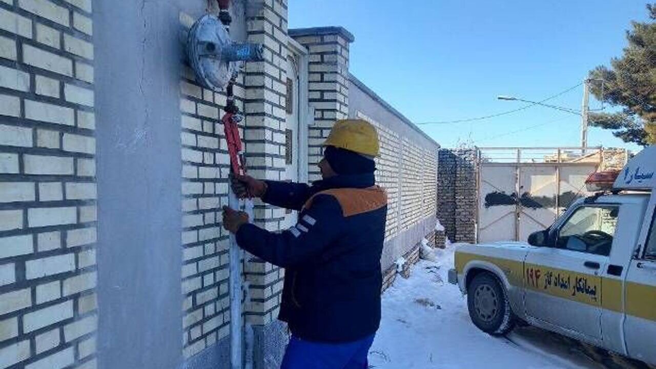 نشتی لوله خط تغذیه گاز شهر ارومیه رفع شد