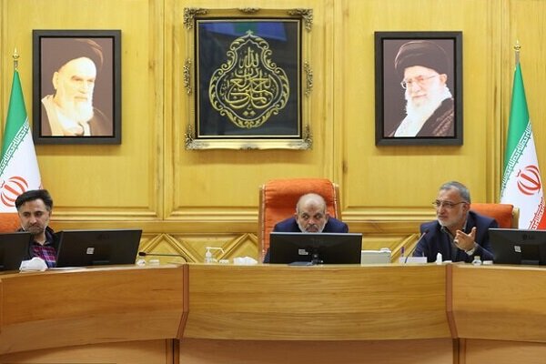 نشست بررسی زمینه‌های تحقق تولید ۱۰۵ دستگاه واگن قطارشهری