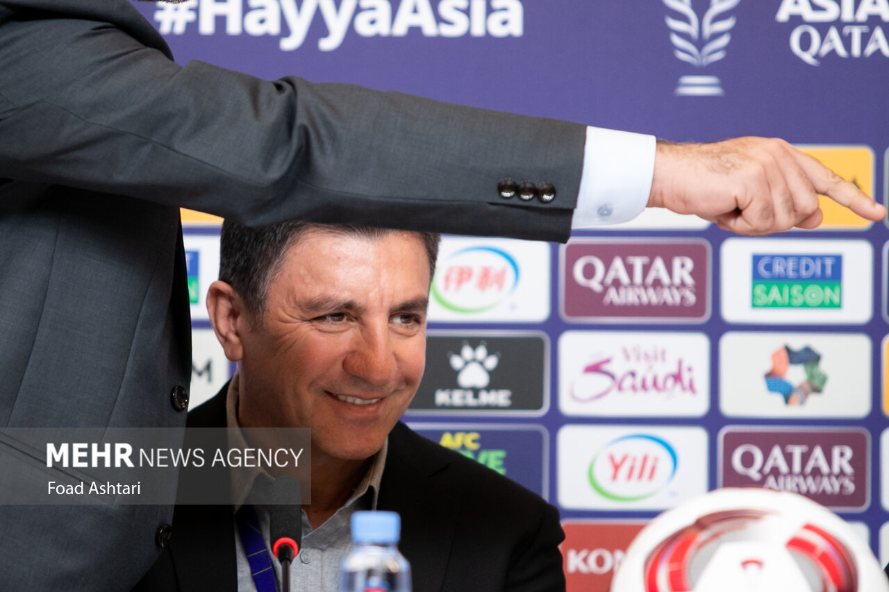 نشست خبری سرمربی‌های فوتبال ایران و هنگ‌کنگ