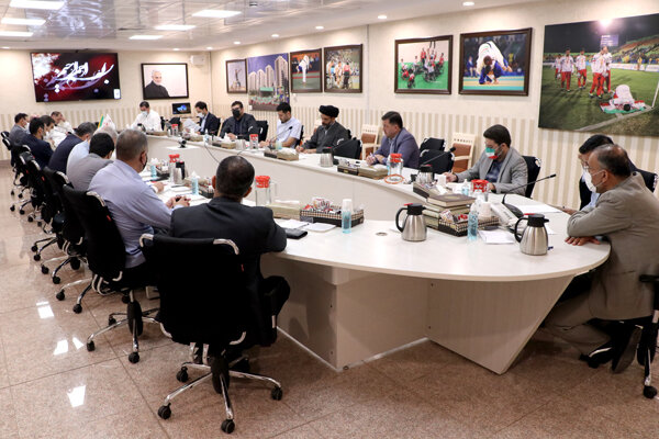 نشست مدیران کمیته ملی پارالمپیک با مسئولان ۱۰ فدراسیون