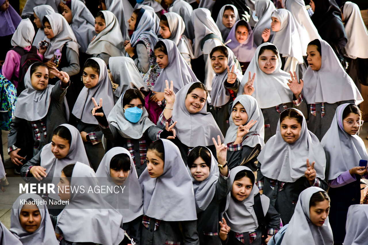 نشست کارگروه‌دختران نوجوان و جوان؛ از گفت‌وگو تا سیاست‌گذاری