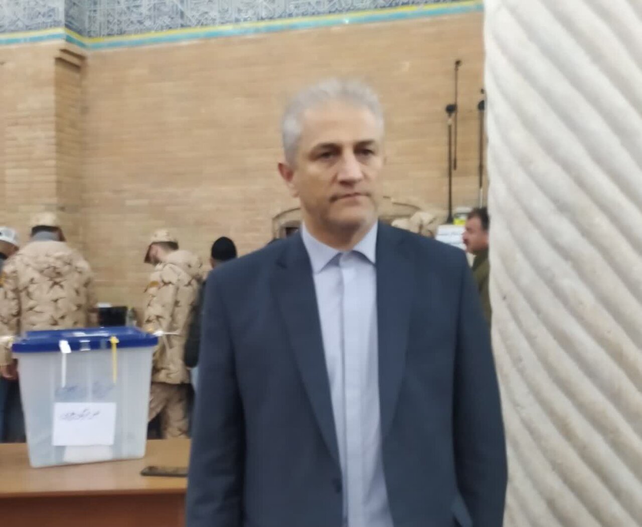نظارت بر رفتار مدیران وکارکنان ادارات در راستای برگزاری انتخابات