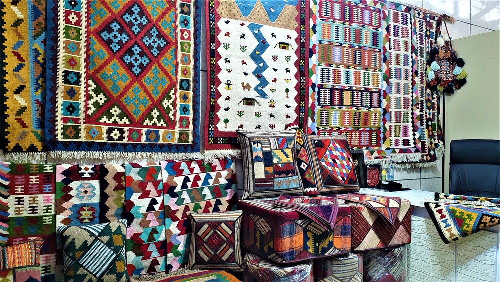 نظارت بر نحوه برگزاری بازارچههای موقت صنایعدستی در نوروز ۱۴۰۴