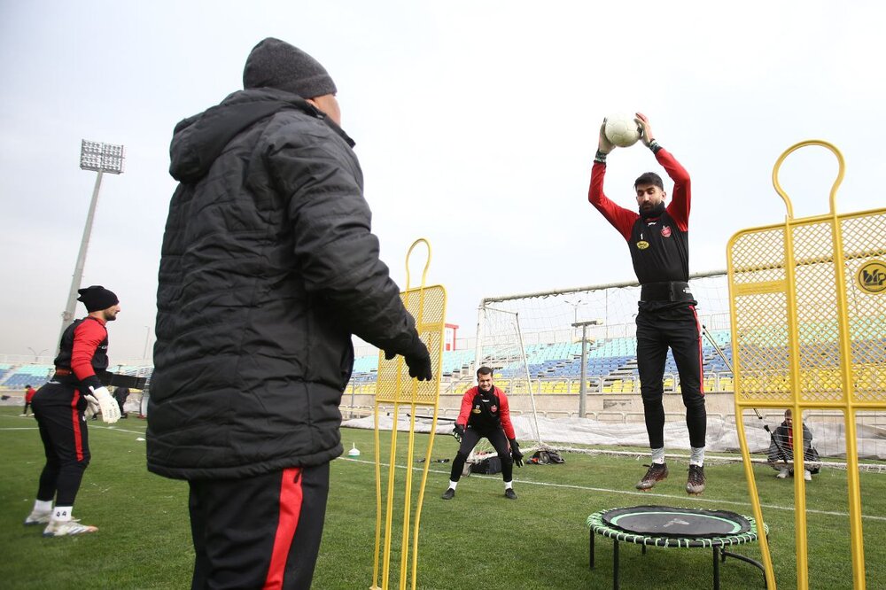 نظر بیرانوند رد شد/ پرسپولیس همچنان دنبال جانشین گلرملی‌پوش