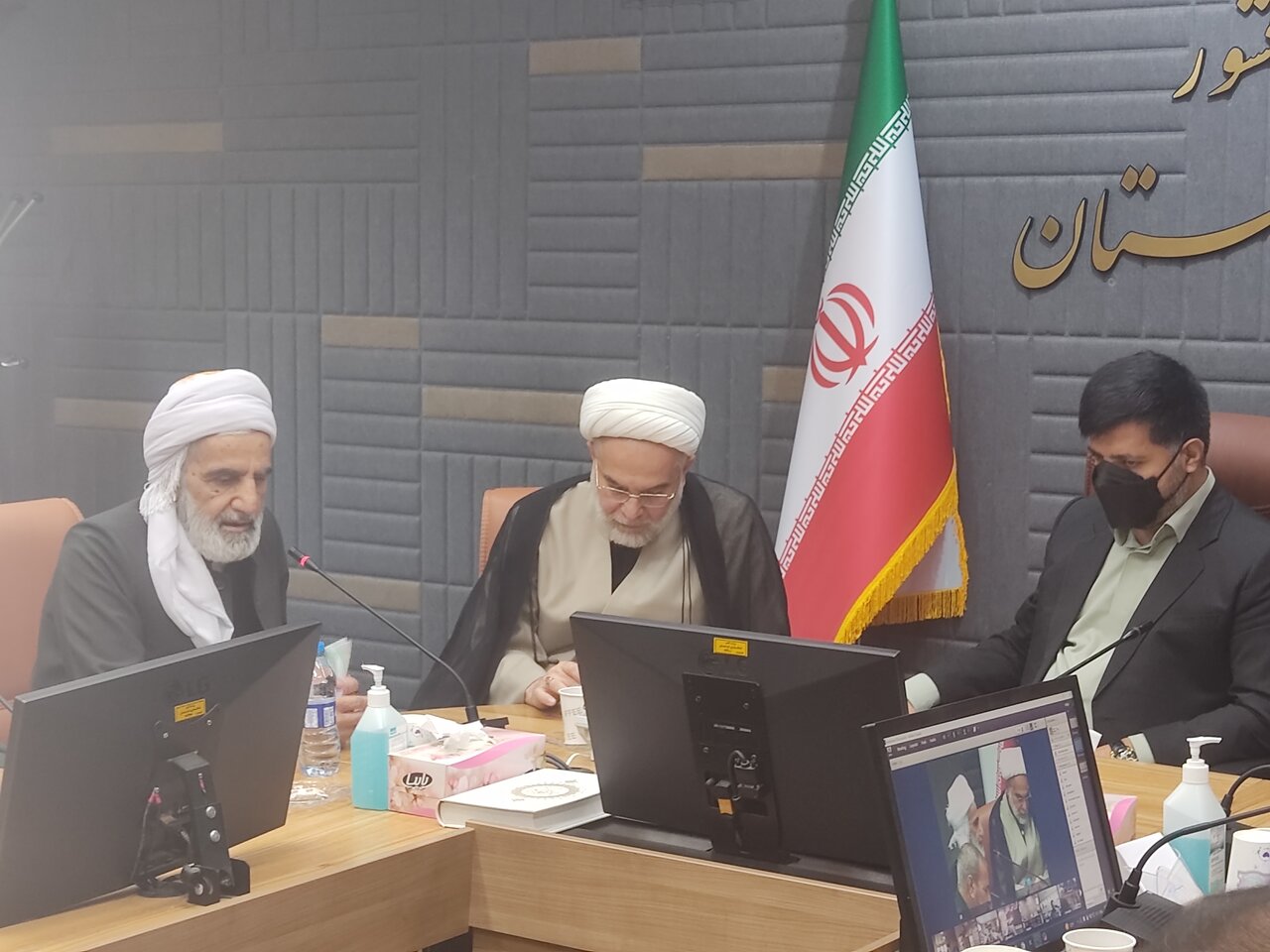 نقش علما و روحانیون در دوران دفاع مقدس تبیین شود