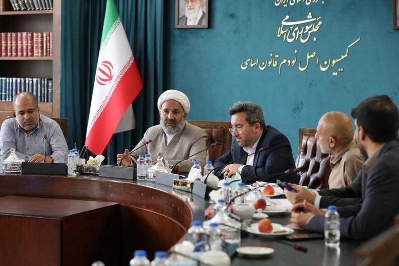 نقل و انتقالات اسناد عادی با اجرای حدنگار به حاشیه رانده میشود