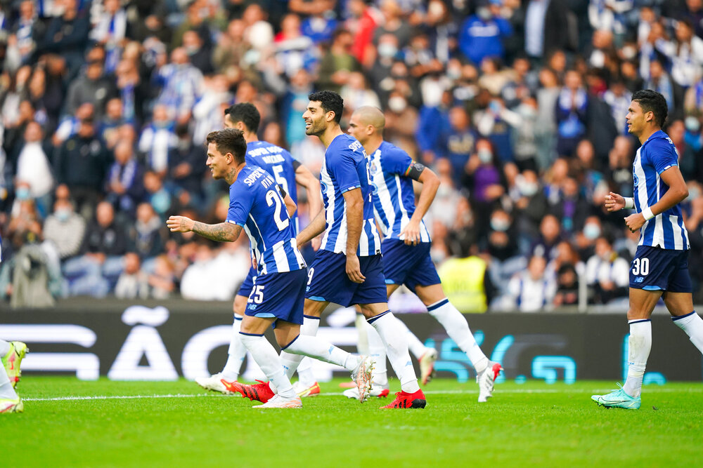 نقل و انتقالات بزرگ پورتو ادامه دارد/ نوبت به طارمی هم می‌رسد