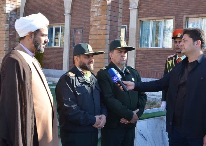 نماز جماعت در ۲۷۰۰ یگان انتظامی کشور اقامه میشود