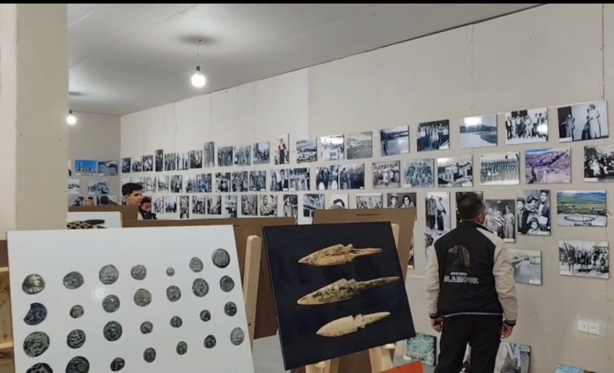 نمایشگاه عکس‌های قدیمی و صنایع دستی در سقز