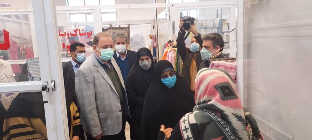 نماینده تامالاختیار رییسجمهور از بازارچه اشتغال زنان سرپرست خانوار مازندران بازدید کرد