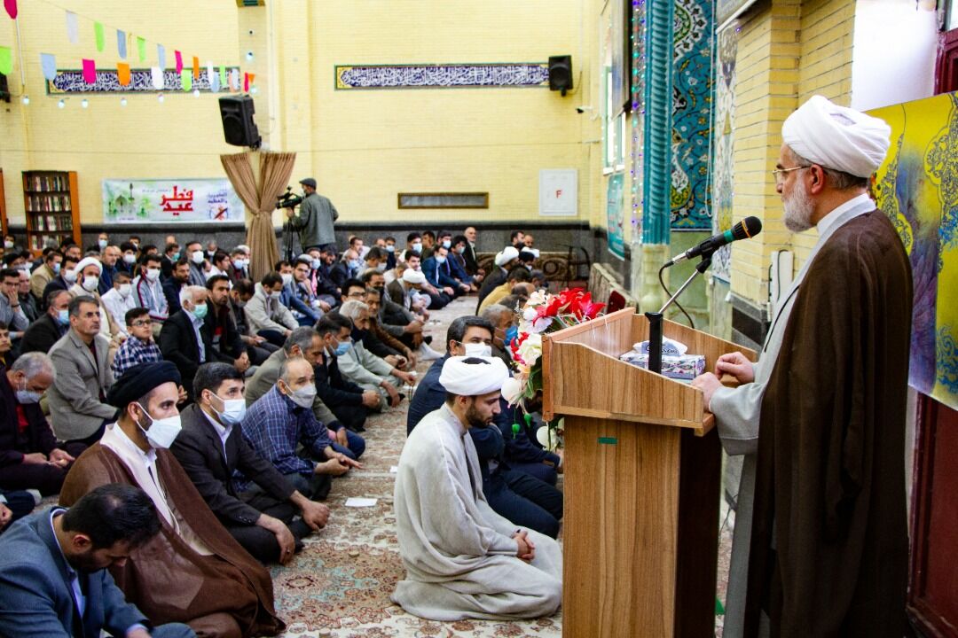 نماینده ولیفقیه در کردستان: جهاد تبیین در عمل دنبال شود