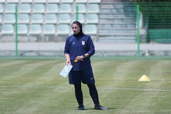 نیلوفر اردلان: کار سخت است اما به تواناییهای تیممان ایمان داریم