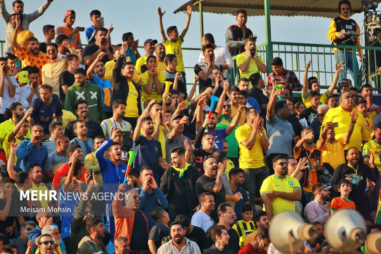 نیمکت صنعت نفت آبادان و تغییرات احتمالی