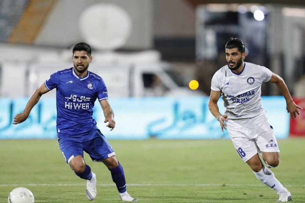 هافبک ملی پوش دو سال دیگر در استقلال میماند