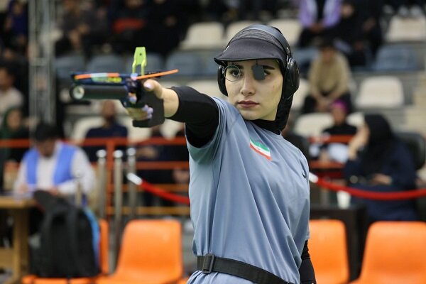 هانیه رستمیان در جمع ۱۰ تیرانداز برتر جهان