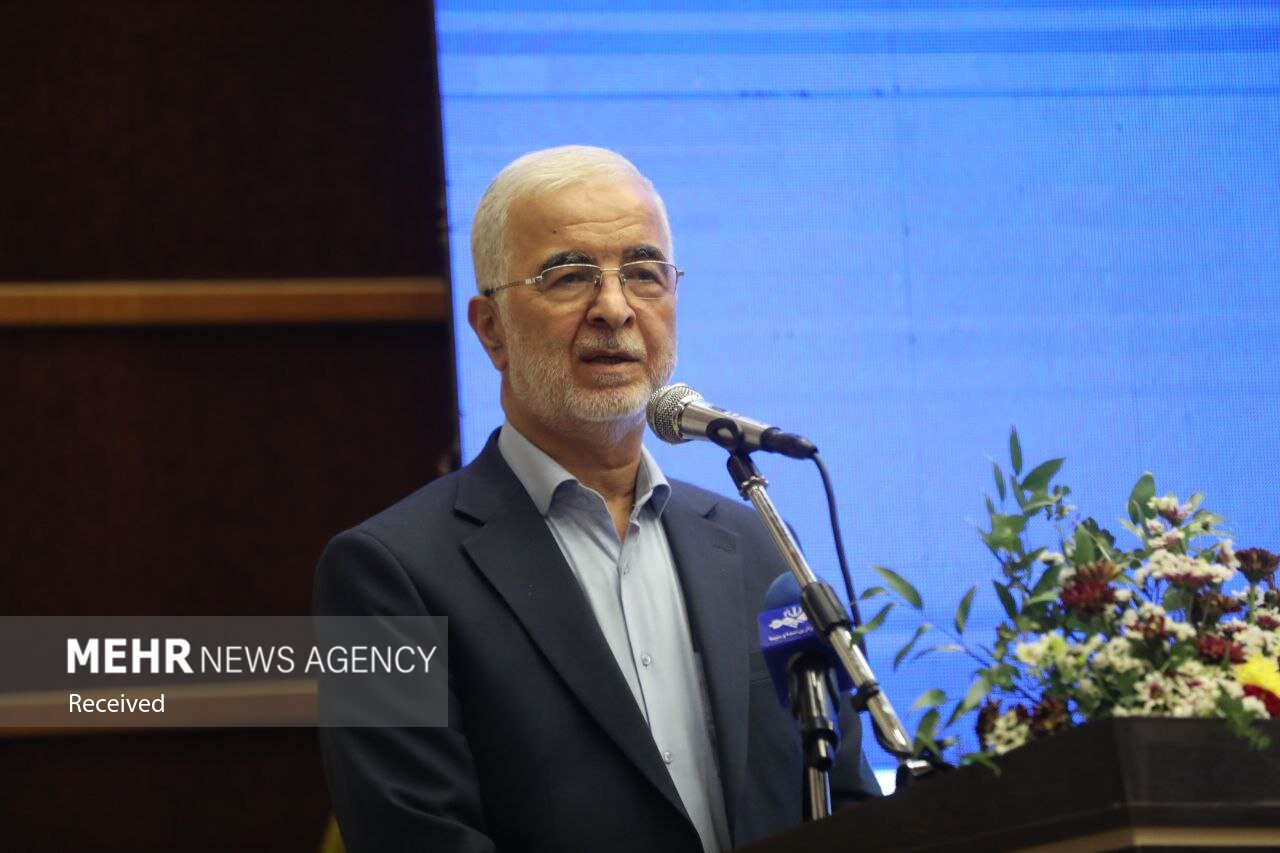 هشدار مؤمنی درباره تبعات کاهش جمعیت؛ ایرانِ ۱۴۸۰ کمتر از ۴۰ میلیون نفر