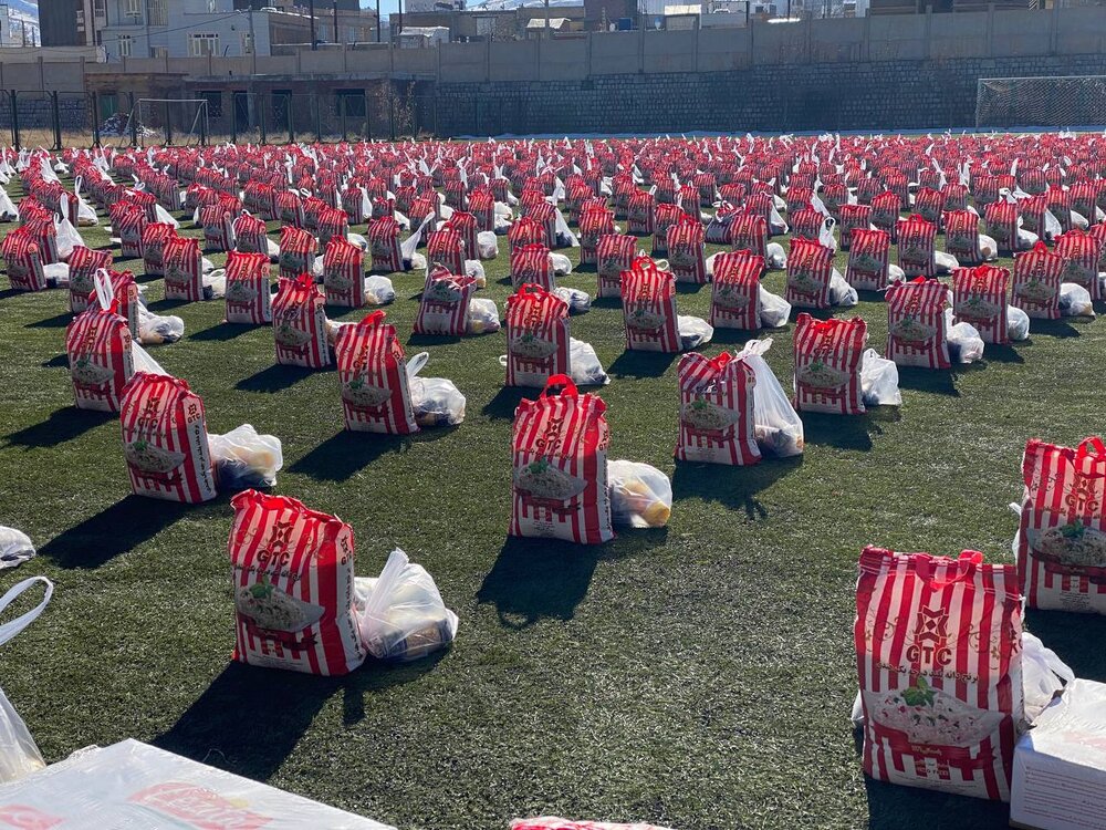 هفدهمین مرحله رزمایش کمک های مؤمنانه شهرستان بانه برگزار شد