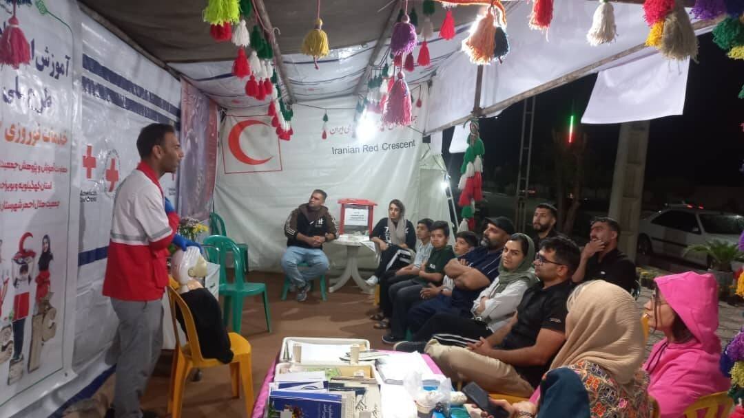 هلال احمر پیام آور آرامش برای مردم است