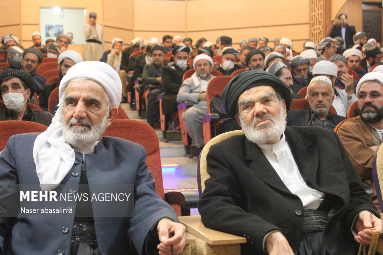 همایش طلایه‌داران تبلیغ در کردستان