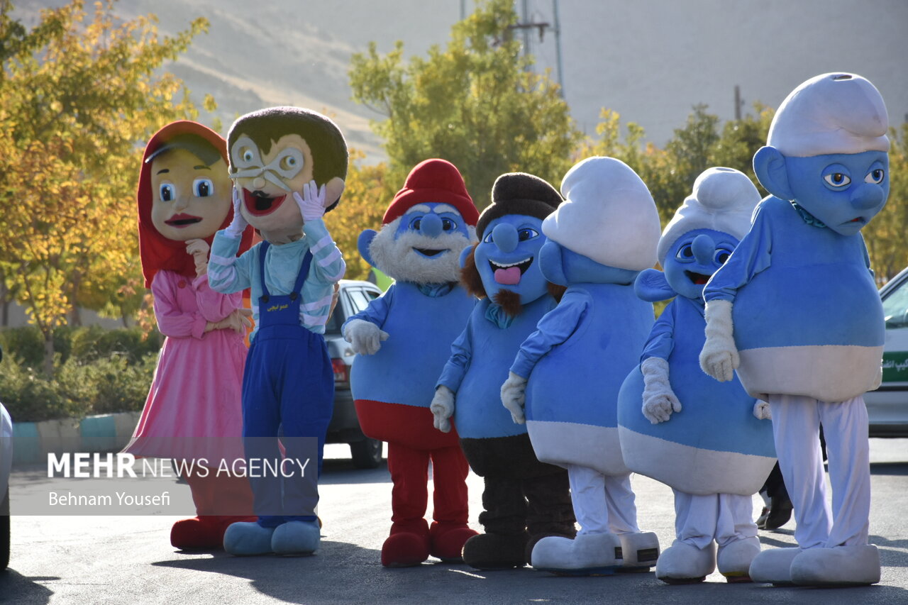 همایش پیاده روی خانوادگی در اراک با حضور ورزش و جوانان