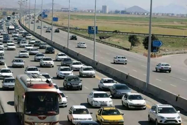 همکاری مسافران اتوبوس با پلیس راه از یک فاجعه جلوگیری کرد