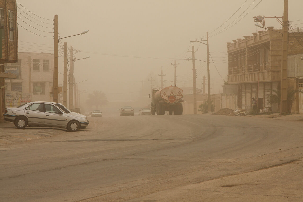 هوای اهواز در شرایط خطرناک قرار دارد / تهران در شرایط ناسالم