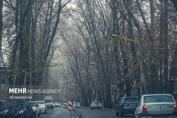 هوای تهران همچنان برای گروههای حساس ناسالم است