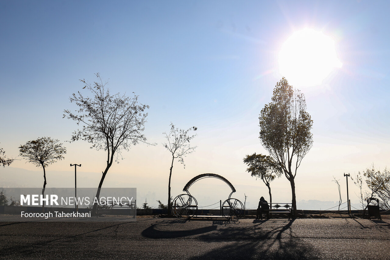 هوای پایتخت برای گروه های حساس ناسالم است