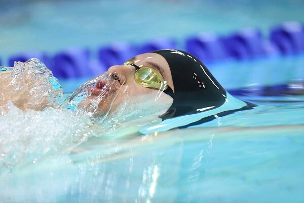 هومر عباسی به فینال شنای ۵۰ متر کرال پشت رسید
