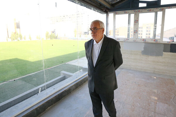 هیچ پولی درحساب استقلال نیست/ بعضی دوستان ساپینتو را اذیت میکنند