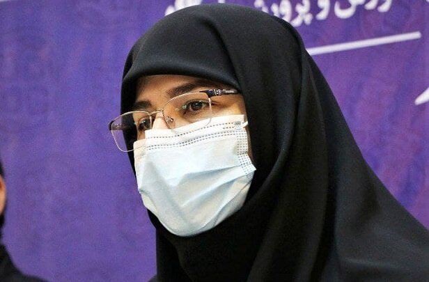 والدین دانش آموزان با بروز مشکل در سامانه پادا حضوری ثبتنام کنند